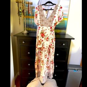 Angie maxi dress in cream floral